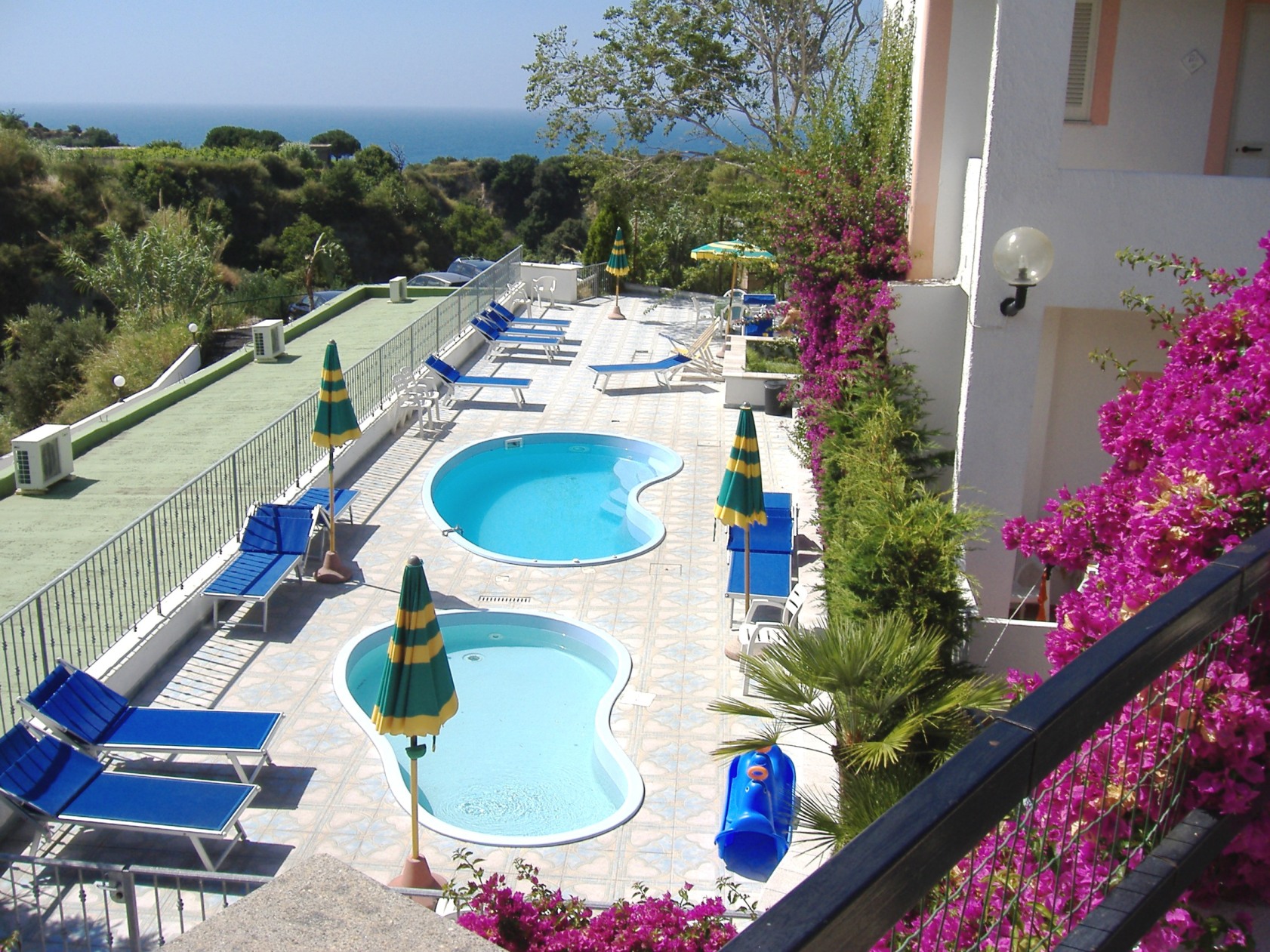 Offerta Settembre Forio: relax in villaggio 3 stelle con piscine e spiaggia